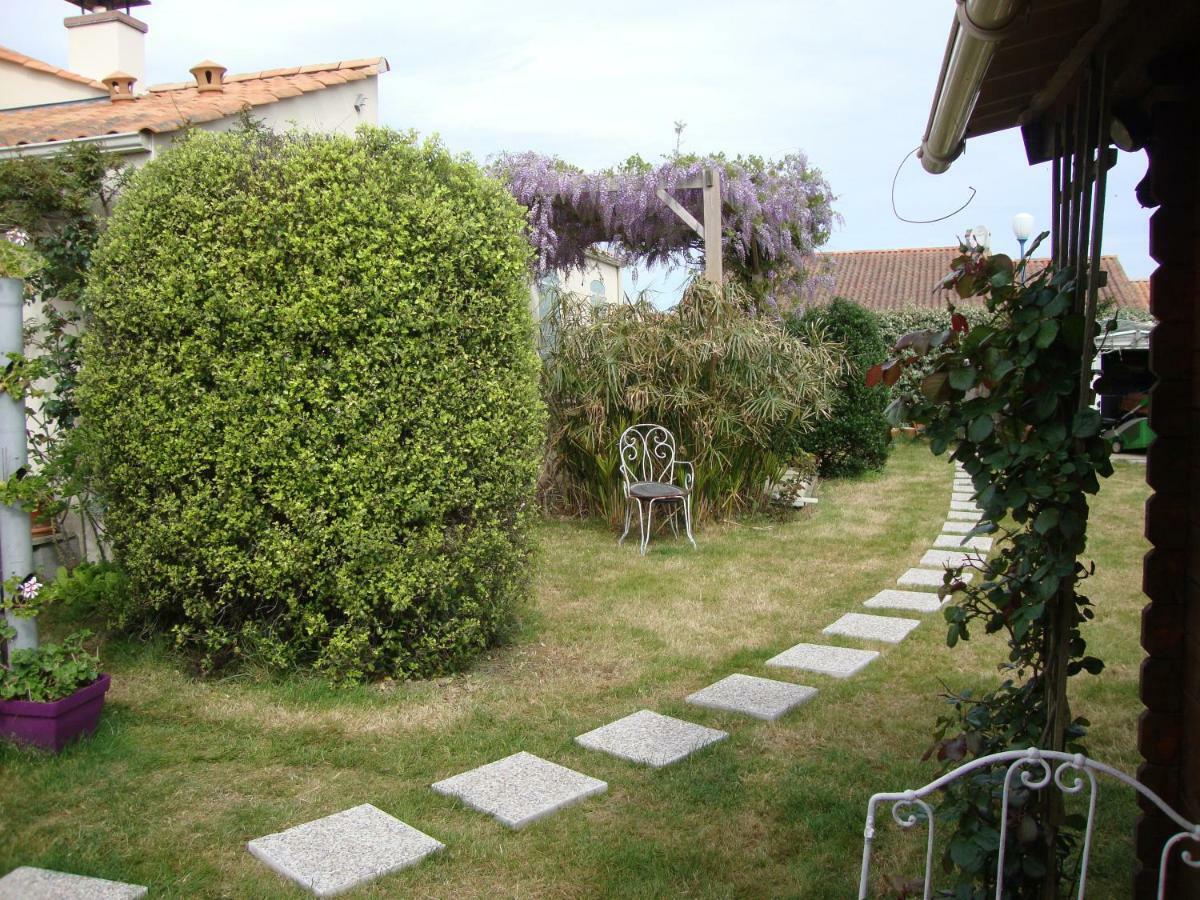 Mer A Pied Vrai Lit Linge Fourni Jardin Brétignolles-sur-Mer Exteriér fotografie